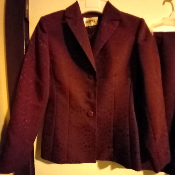 Kasper Plum Business Suit Set - Picture 1 of 3